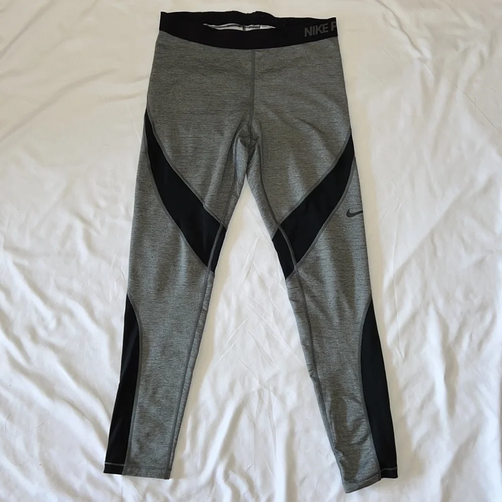 Nike Pro Hyperwarm Women Gray and Black Athletic Leggings Size Large - Picture 2 of 6